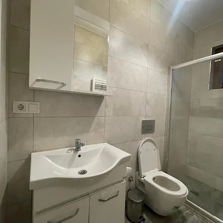 One Bedroom Middle Of Istiklal Street